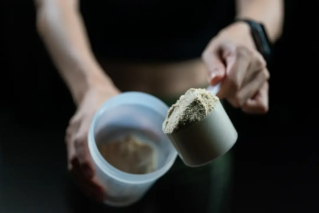 Protein Tozu Neden Topaklanır? Nasıl Önlenir? 1. Protein Tozu Topaklanma Sebepleri  

 2. Protein Tozu Topaklanmasını Önleme Yöntemleri  

 3. Topaklanmayan Protein Tozu Kullanım İpuçları